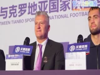 清纯00后萝莉学生妹，清纯乖巧粉嫩娇躯暴力抽插_探花