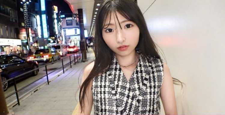 200GANA-2984 マジ軟派、初撮。 2011 スレンダーな美少女好きよ、全員集合!!服の上から触っただけで、パンツに物凄い染みを作って、恥ずかしがるエロい、イイオンナ。細身のエロい敏感美少女は、シティホテルの一室でイキ果てました。